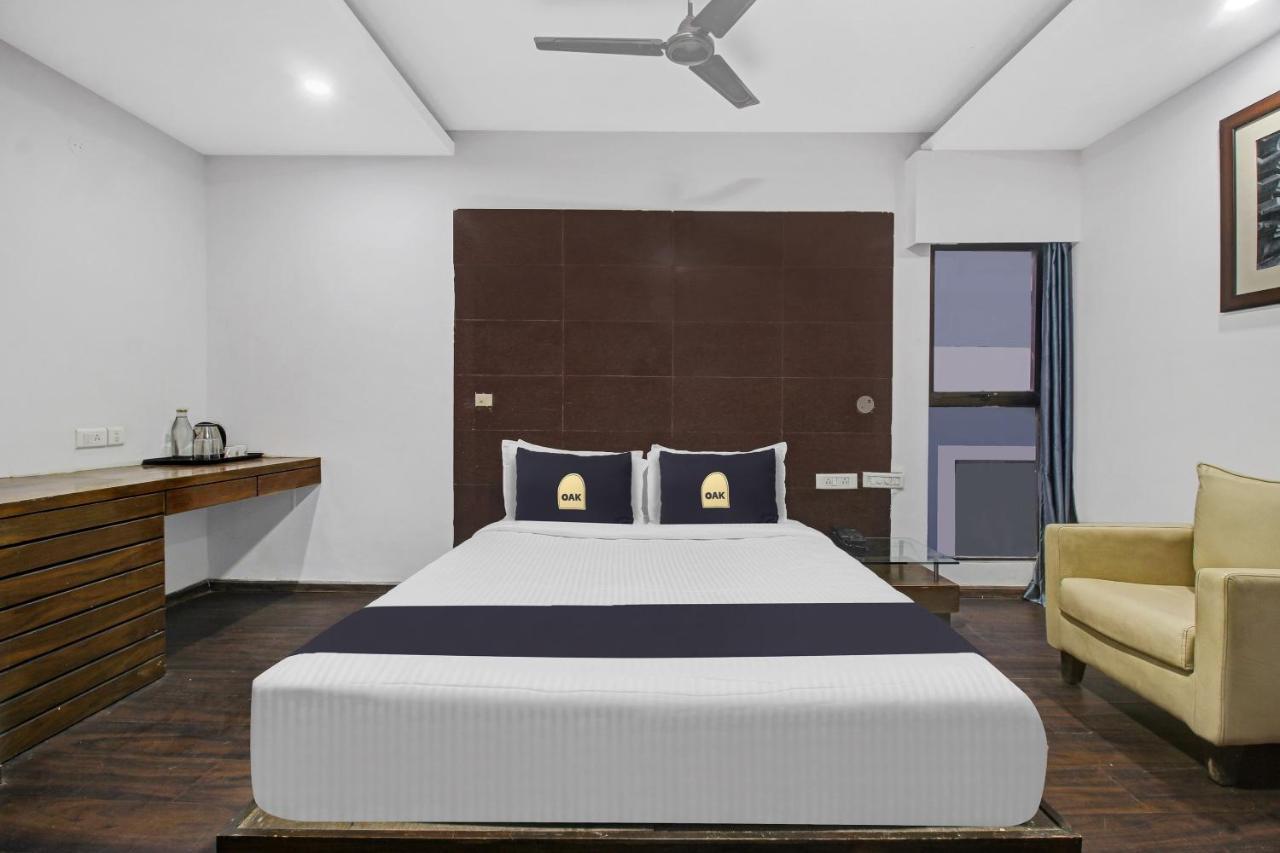 Townhouse Oak The Margi Hotel Near Yosufguda Metro Station ไฮเดอราบัด ภายนอก รูปภาพ