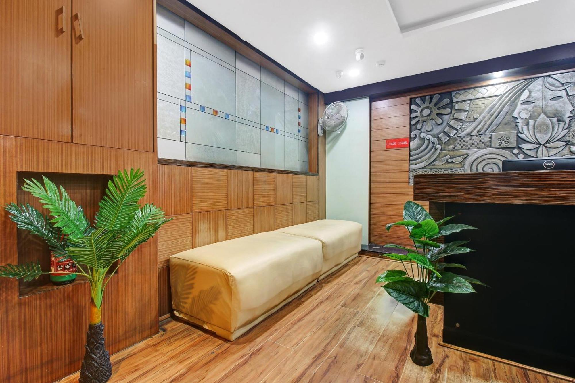 Townhouse Oak The Margi Hotel Near Yosufguda Metro Station ไฮเดอราบัด ภายนอก รูปภาพ
