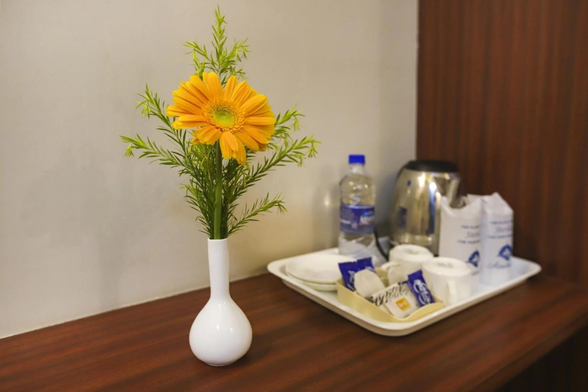 Townhouse Oak The Margi Hotel Near Yosufguda Metro Station ไฮเดอราบัด ภายนอก รูปภาพ