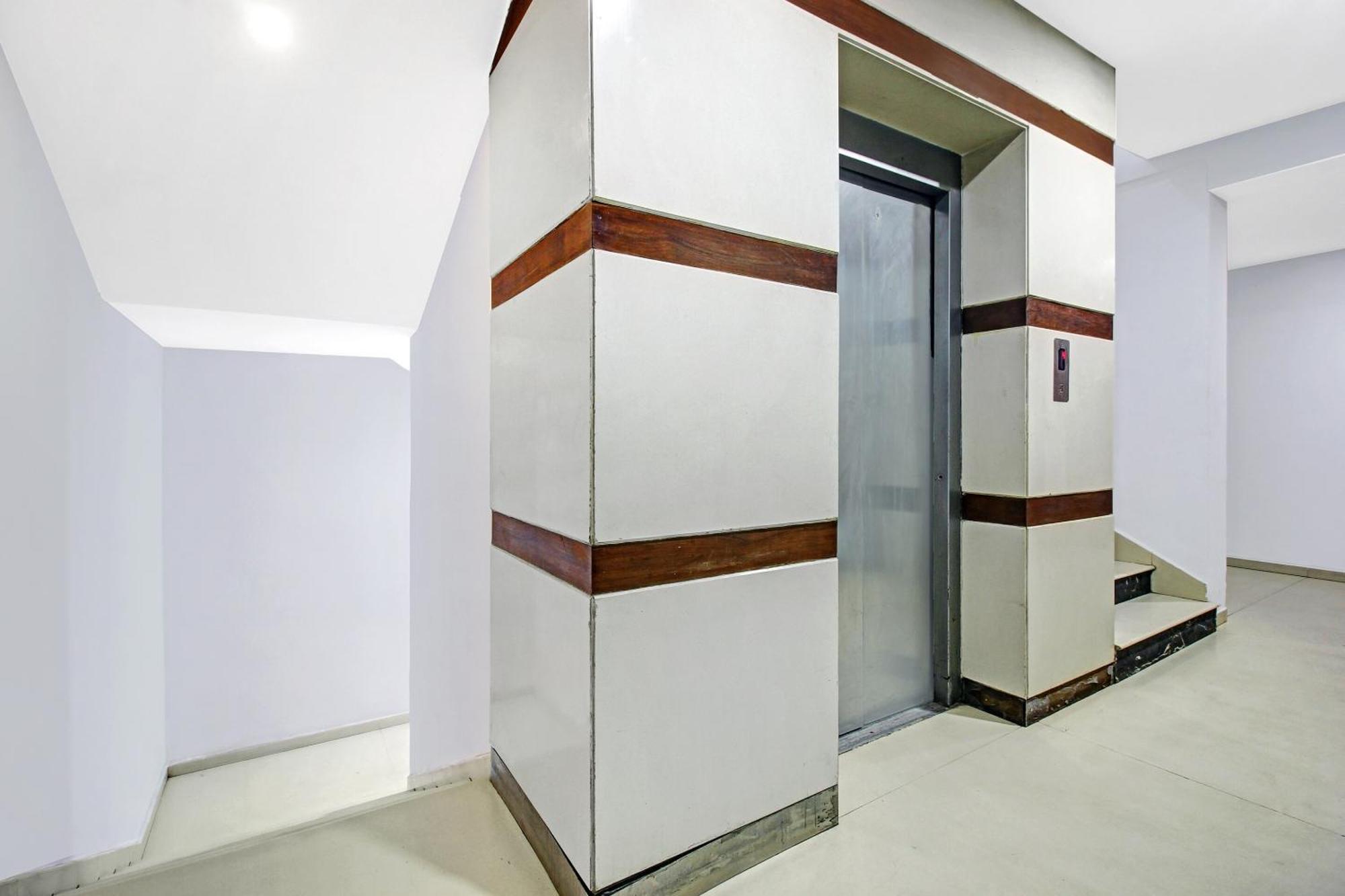 Townhouse Oak The Margi Hotel Near Yosufguda Metro Station ไฮเดอราบัด ภายนอก รูปภาพ