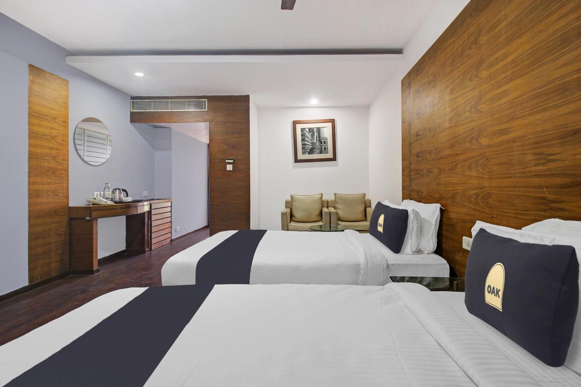 Townhouse Oak The Margi Hotel Near Yosufguda Metro Station ไฮเดอราบัด ภายนอก รูปภาพ