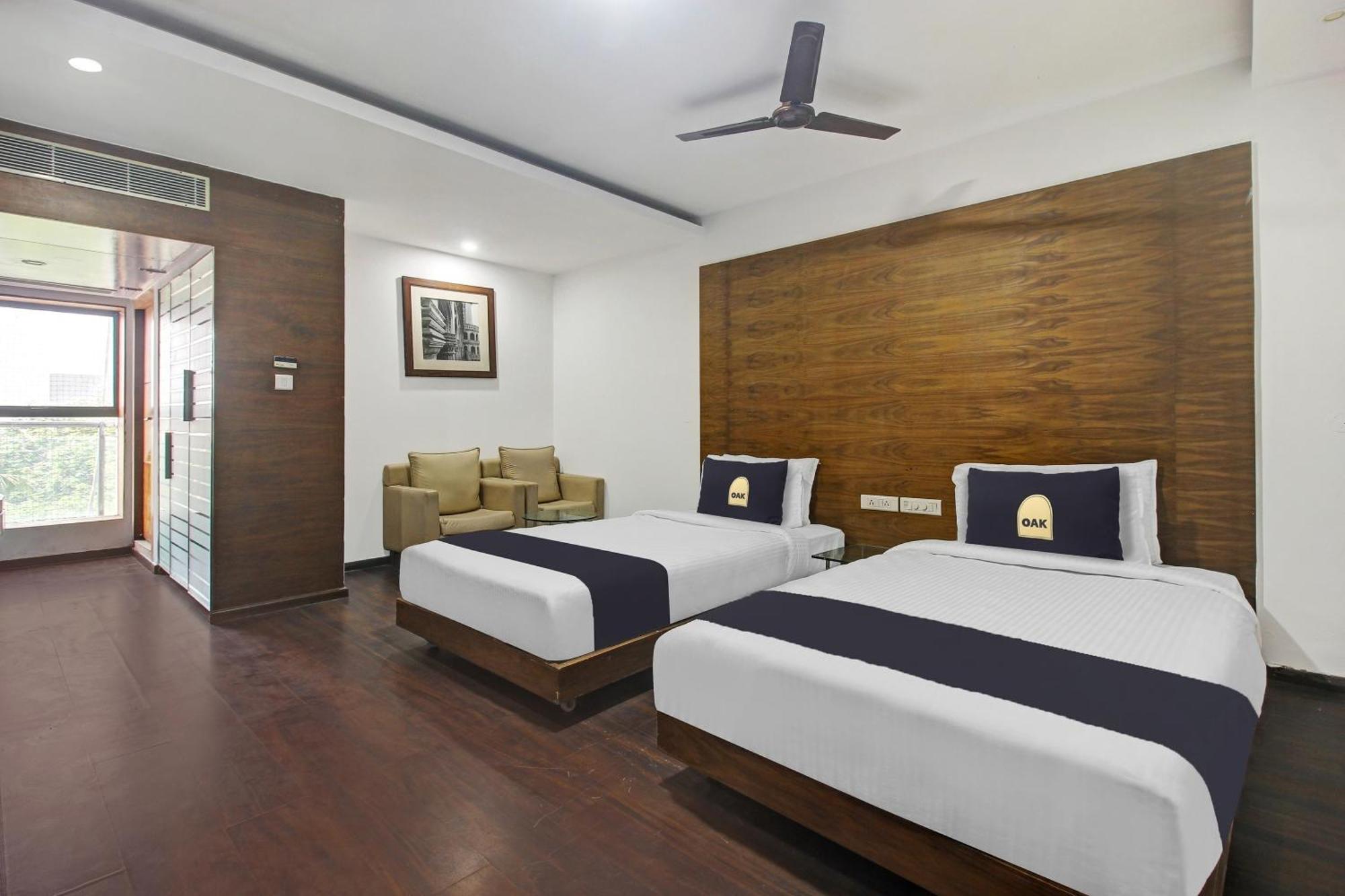 Townhouse Oak The Margi Hotel Near Yosufguda Metro Station ไฮเดอราบัด ภายนอก รูปภาพ
